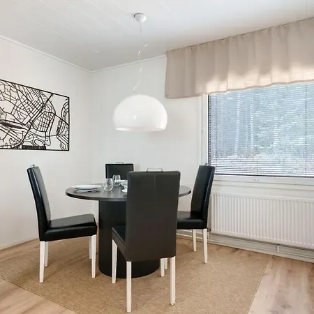 4 Bedroom Family By Lapland Host דירה רובניימי