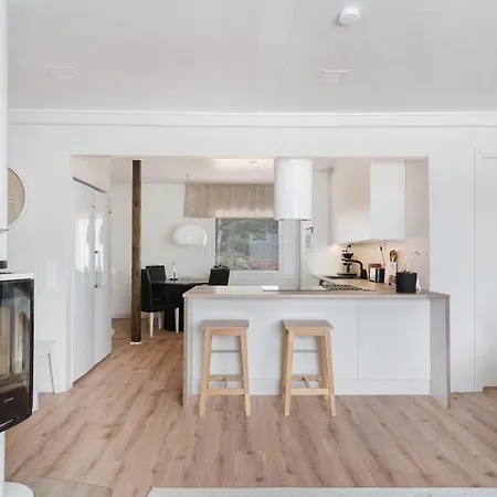 4 Bedroom Family By Lapland Host * רובניימי