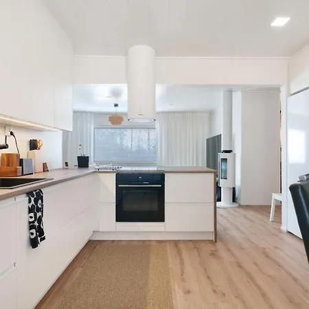 דירה 4 Bedroom Family By Lapland Host *